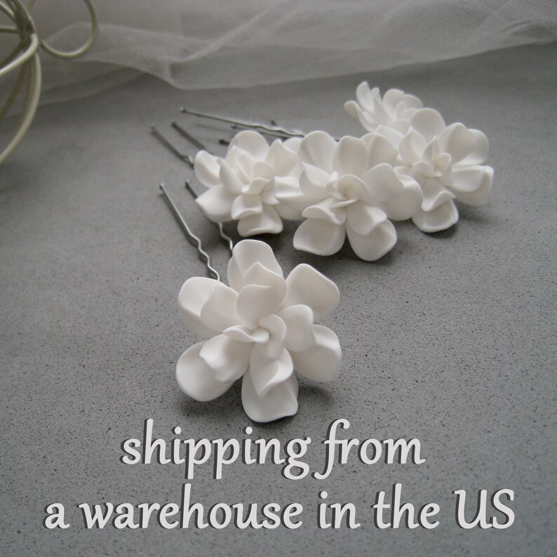 White ivory gardenia pins White flower Formal bridal hair accessories Floral wedding hairpiece Bridesmaid Bridal Boho tropical headpiece image 2