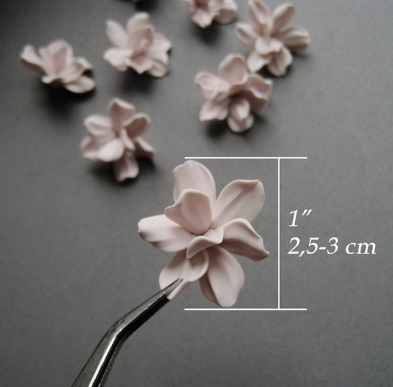 White flower hair pins Formal bridal hair accessories Floral wedding hairpiece Bridesmaid Bridal Boho Vintage Romantic headpiece Hair clip image 10