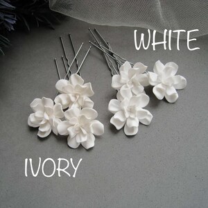 White ivory gardenia pins White flower Formal bridal hair accessories Floral wedding hairpiece Bridesmaid Bridal Boho tropical headpiece image 6