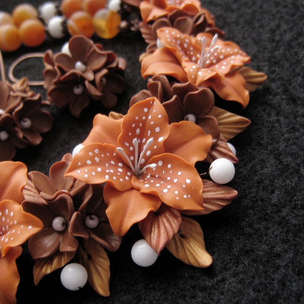 Collier et boucles d’oreilles avec des fleurs Orange lily Caramel buttercups Décoration de mariage Ensemble bijoux cadeau de mariage d’automne à la mère de sa femme