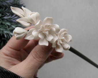 Light Cream Floral Hair Stick Asian style Hair Pin Beige Bridal Hair Accessory with gardenia flowers Elegant Updo Stick Gift for Her