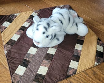 Pet-sized Brown Quilt