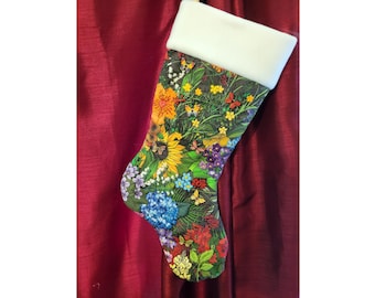 Flowers Stocking hand-embroidered and embellished with charms - Customizable