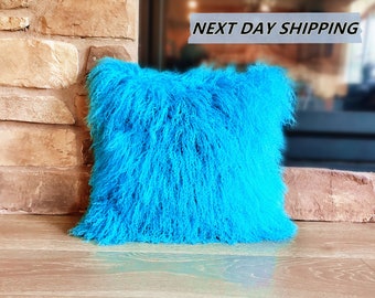 18"x18" Mongolian Lamb Fur Pillow Turquoise / Tibetan Sheepskin Pillows / Decorative Fur Pillows / Home Decor / Curly Fur Pillows