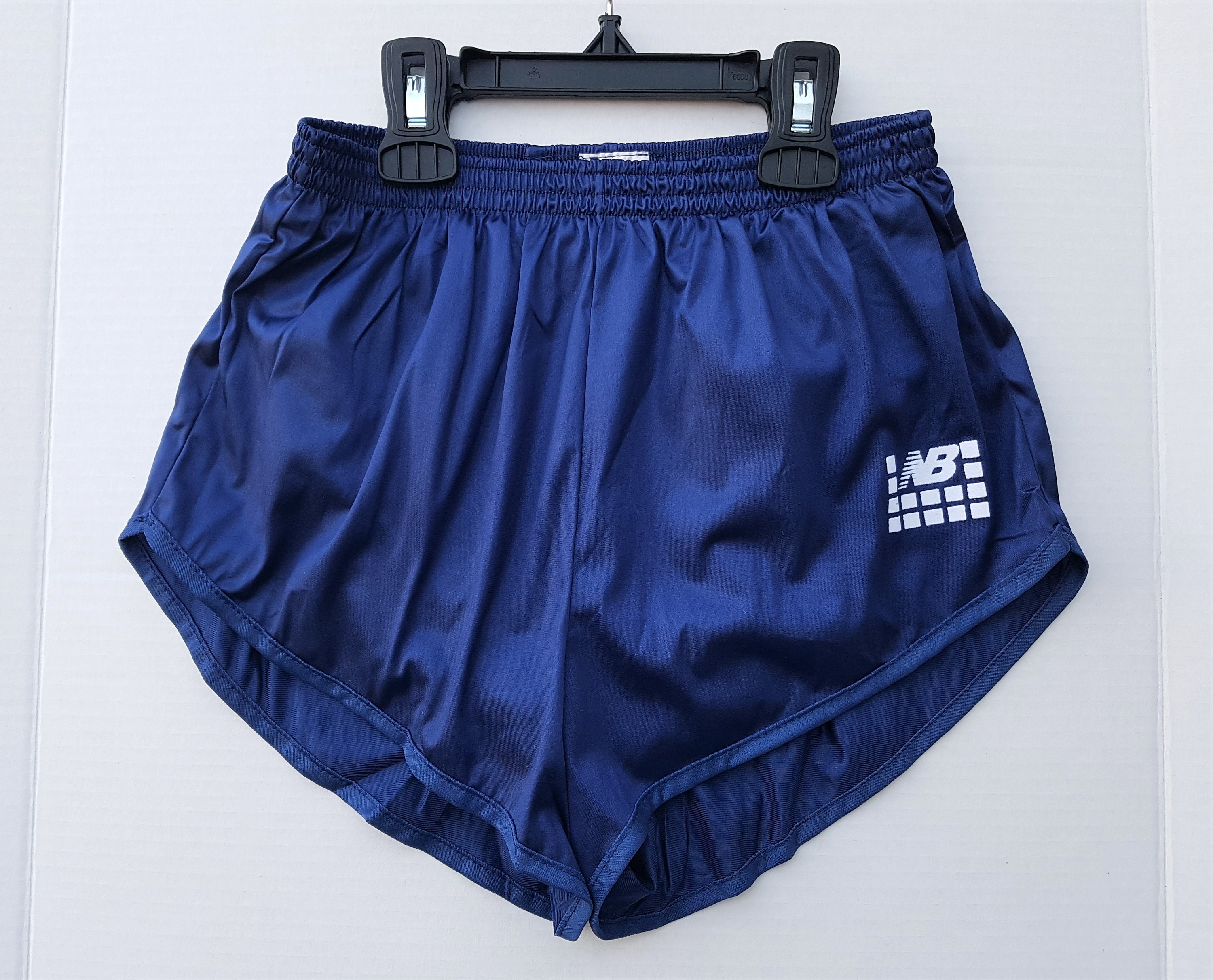 Adidas vintage 1980s pinstriped blue nylon shorts Hose