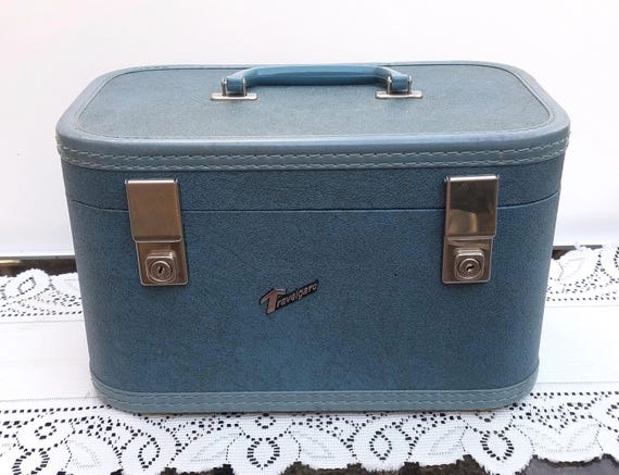Vintage 1950s Cruise Blue TRAVELGARD Lady's Train Case - Overnight Makeup Mirror Mirox Travel Carry-on Luggage - Cosmetic Treasure Chest Box