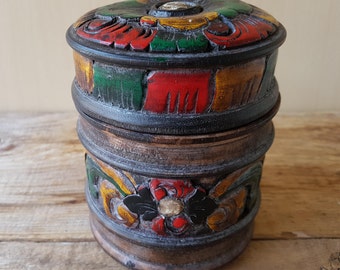 ヴィンテージ 1970 年代 ウッドバーナー ボックス インセンス 手描き 円形 ボックス コーンまたはその他の花柄 ICSM サイン入り