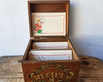 Vintage Wood RECIPE BOX with original Index / RECIPE Cards - Fancy Script - kitchen nostalgia - 2 sections