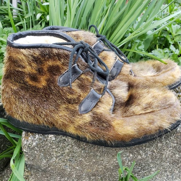 Vintage 60s Spotted Elk Fur Boots Mukluks Hiking Boots- Sz 7 Womens Made in Canada - Wool lined - Winter WARM Arctic boots! By Nap Gignac