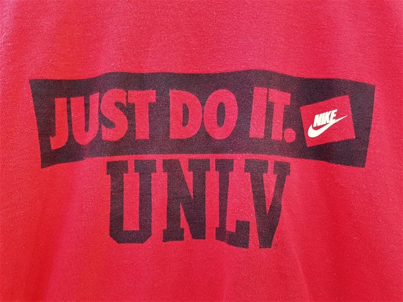 Vintage 90s UNLV Nike Just Do It T-Shirt Red Runn… - image 2