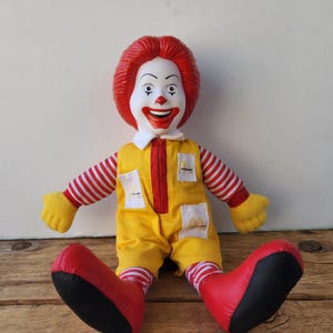 Vintage 1997 RONALD McDONALD Vinyl & Cloth Doll Advertising Restaurant collectible 12&quot; 90s McDonald&#39;s fast food  toy