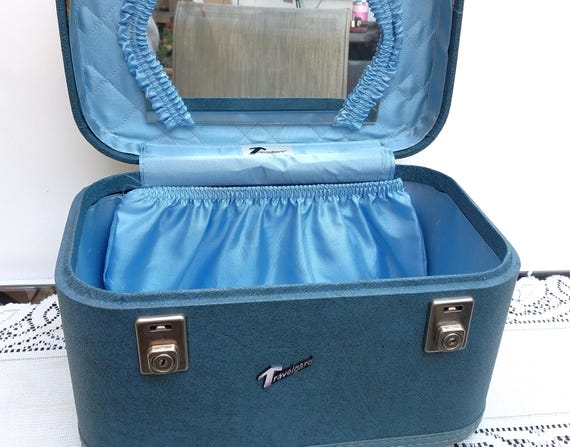 Vintage 1950s Cruise Blue TRAVELGARD Lady's Train Case - Overnight Makeup Mirror Mirox Travel Carry-on Luggage - Cosmetic Treasure Chest Box View 6