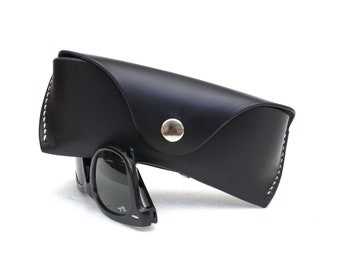 Estuche de cuero negro para gafas de sol