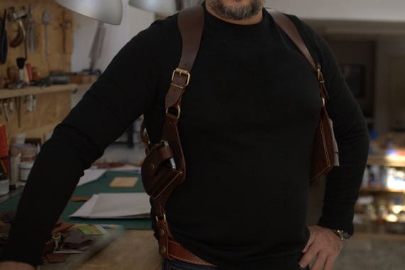 iphone holster shoulder