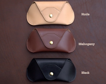 Leather Glasses case soft with AirTag holder, personalized eyeglass case, reading glasses case, veg tan leather oversized sunglasses case