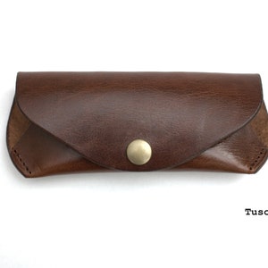 Glasses case Reading leather glasses Sunglasses case Veg tan Leather Handcrafted sunglasses case eyeglass case vintage