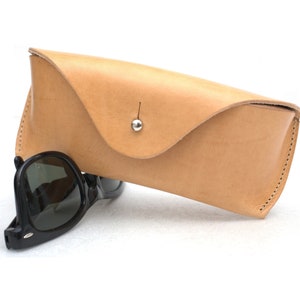 Vegetable tanned leather sunglass case Personalized for Aviators, Wayfarer , Clubmaster,