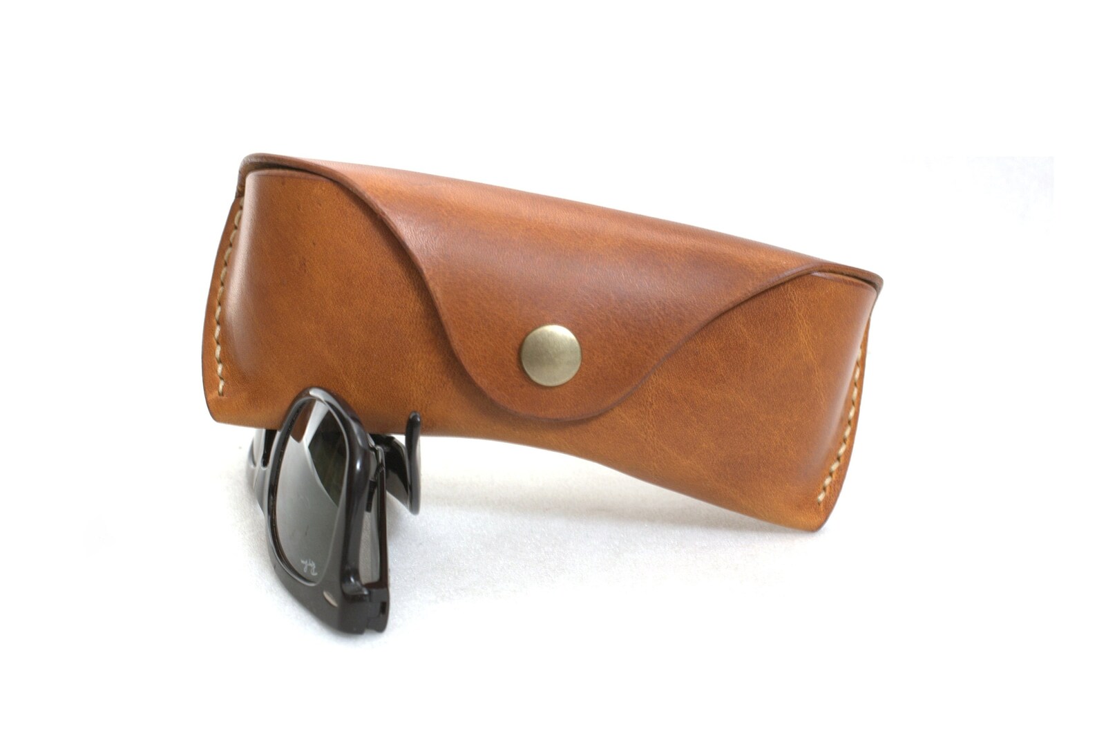 Leather Glasses Case With Airtag Sleeve Personalized Eyeglass Etsy