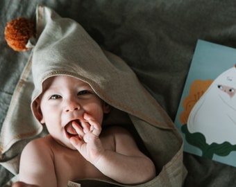 Organic baby hooded towel, natural linen baby towel, hemp fabric, eco baby gift, gender neutral baby, mustard yellow pompom