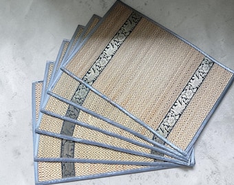 Set di 6 tovagliette in canna con 6 sottobicchieri grigi, sottobicchiere naturale, tovaglietta con elefante, sottobicchiere con elefante, stoviglie intrecciate naturali