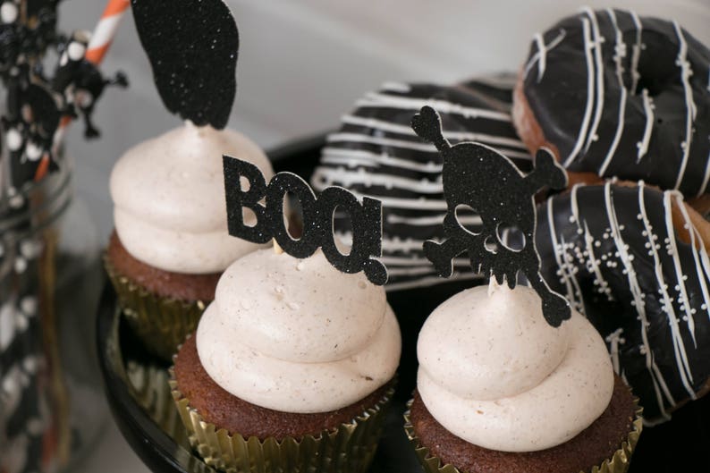 BOO! Cupcake-dekorationer - Set om 12 - Halloween-cupcake-dekorationer - Halloween-festdekorationer - Glittertoppare - Halloween-födelsedagsfestdekorationer bild 4
