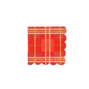 Red Plaid Scalloped Napkin - Christmas Table Napkin - Holiday Tablescape - Party Napkin - Christmas Party Decor - Holiday Party Decor