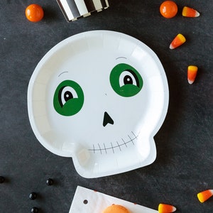 Skeleton Halloween Paper Plates - 8&quot; Tall Paper Plate - Vintage Halloween Decor - Halloween Party - Seasonal Decor - Spooky Tableware