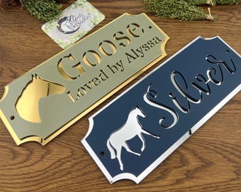 Stable Name Plate / plaque Cut Out Traditional w/modern twist Design Stable Door Sign Stall/Barn Horse/Pony Personalised Custom NEW COLOURS