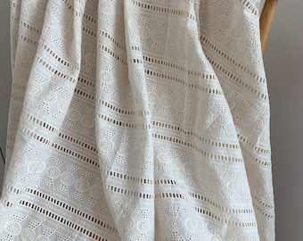 100% cotton lace fabric embroidered cotton lace fabric cotton eyelet lace fabric with scallops