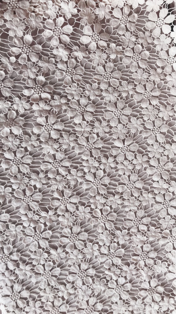 tissu dentelle crème Ivoire coton crème dentelle avec daisy, tissu de dentelle guipure 100 % coton par yard 7171e5 tissu dentelle crème Ivoire coton crème dentelle avec daisy, tissu de dentelle guipure 100 % coton par yard 7171e5