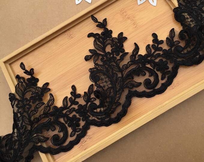 thornby lace black leather