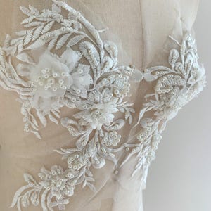 ivory 3d flowers lace applique by pair, wedding dress supplies