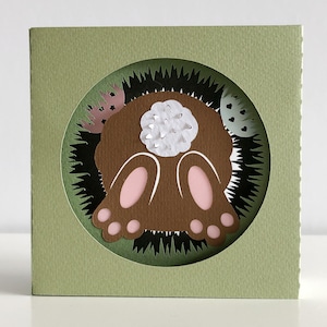Carte tunnel en couches SVG 3D Shadow Box fesses et pieds de lapin de Pâques