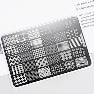nail stamp plaid ~ dogtooth nails ~ nail art template ~ plates for nails ~ nail decorations ~ DIY nail art beautiful~ stamping plate