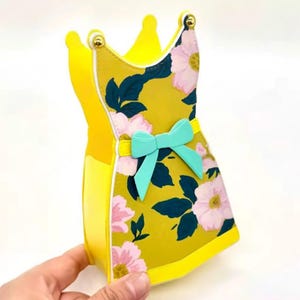 Troqueles de corte para miniálbum de vestidos de verano: troqueles metálicos con forma de vestido para scrapbooking, tarjetas y manualidades de papel con temática de chicas.