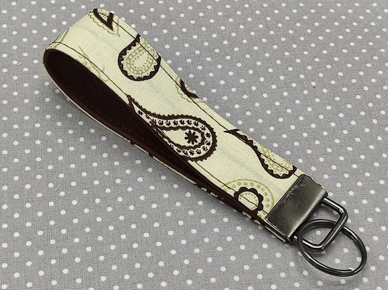 Keychain Wristlet Lanyard Beige Paisley