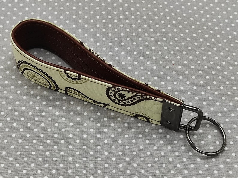 Keychain Wristlet Lanyard Beige Paisley