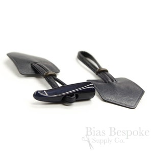 7 3/4&quot; Leather and Horn Toggle Closure, Made in Italy