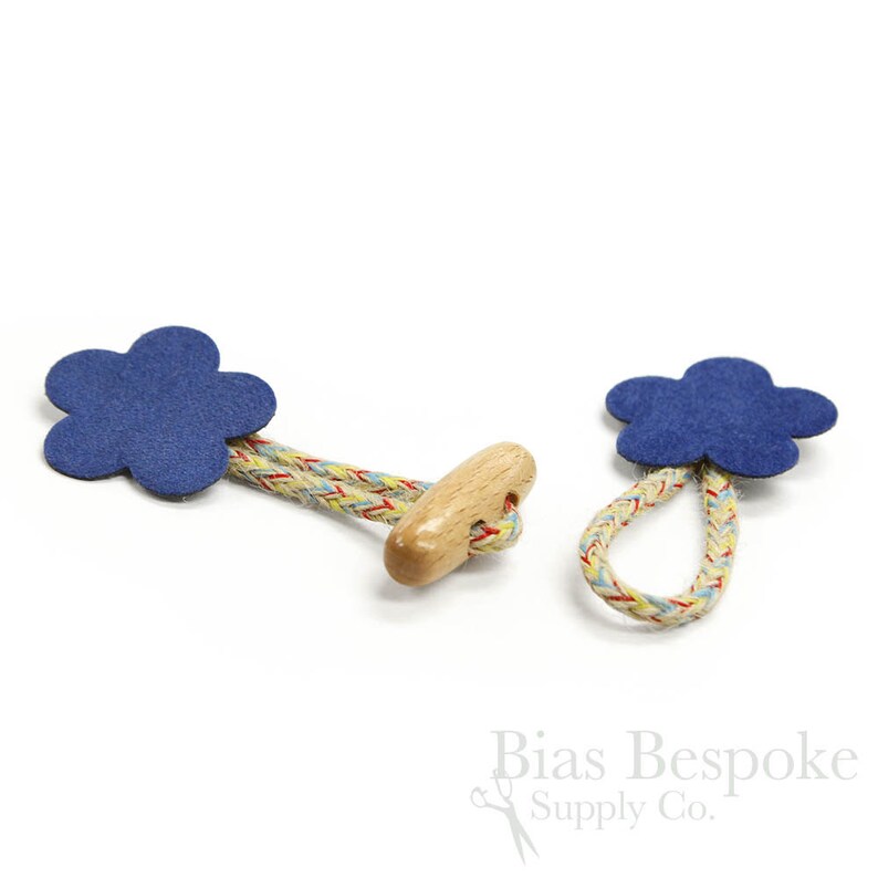 Red and Blue Flower-Shaped Toggle Closures, Made in Italy image 4