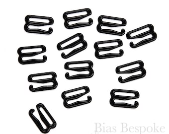 Set von 50 schwarzen nylonummantelten Metallhaken