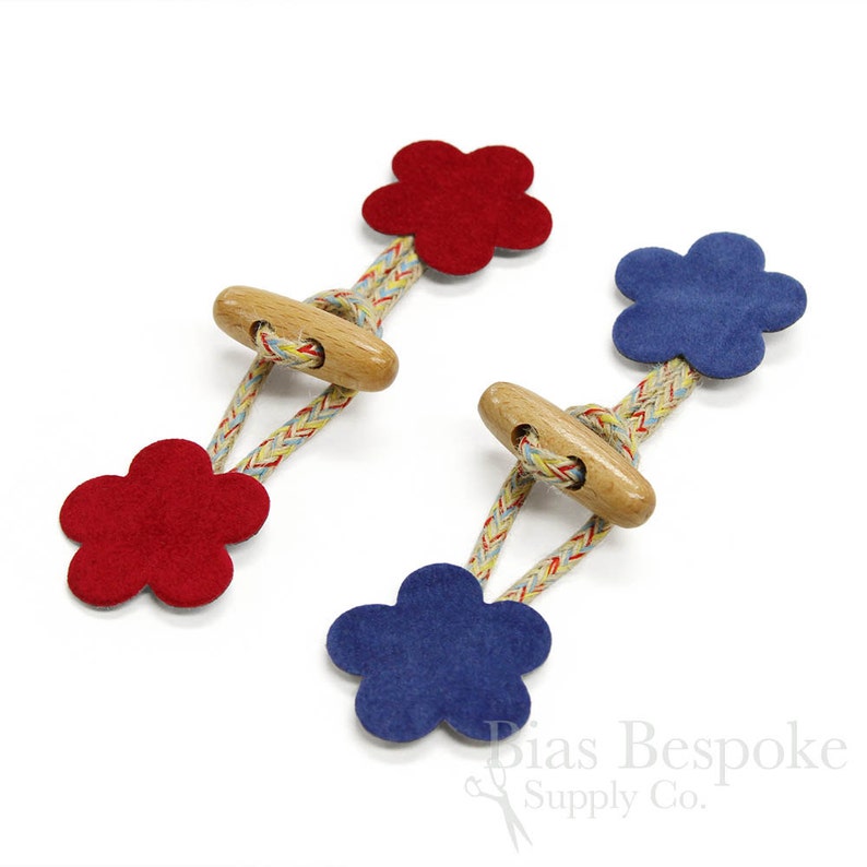 Red and Blue Flower-Shaped Toggle Closures, Made in Italy image 1