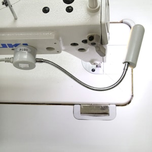 30 LED Sewing Light with Magnetic Base & 110v Plug, 1 Piece