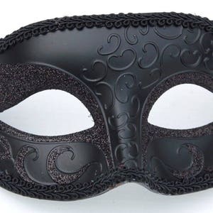 Mens or Ladies Black Masquerade Mask Straight Top