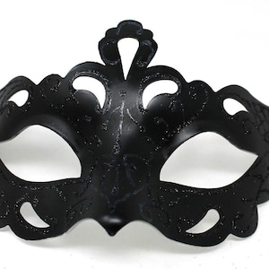 Black Rialto Masquerade Mask