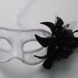 White Lace & Pearl Masquerade Mask with Flower