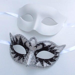 His and Hers Flick Swan Lake Couples Masks in Black and Pearlised White