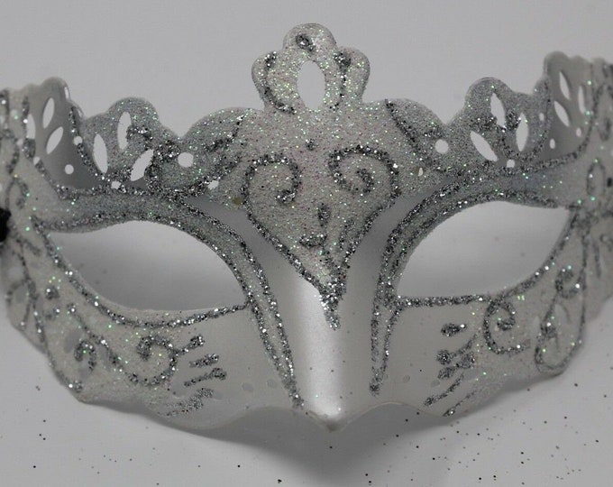 Rialto White and Silver Venetian Masquerade Party Prom Ball Eye Mask