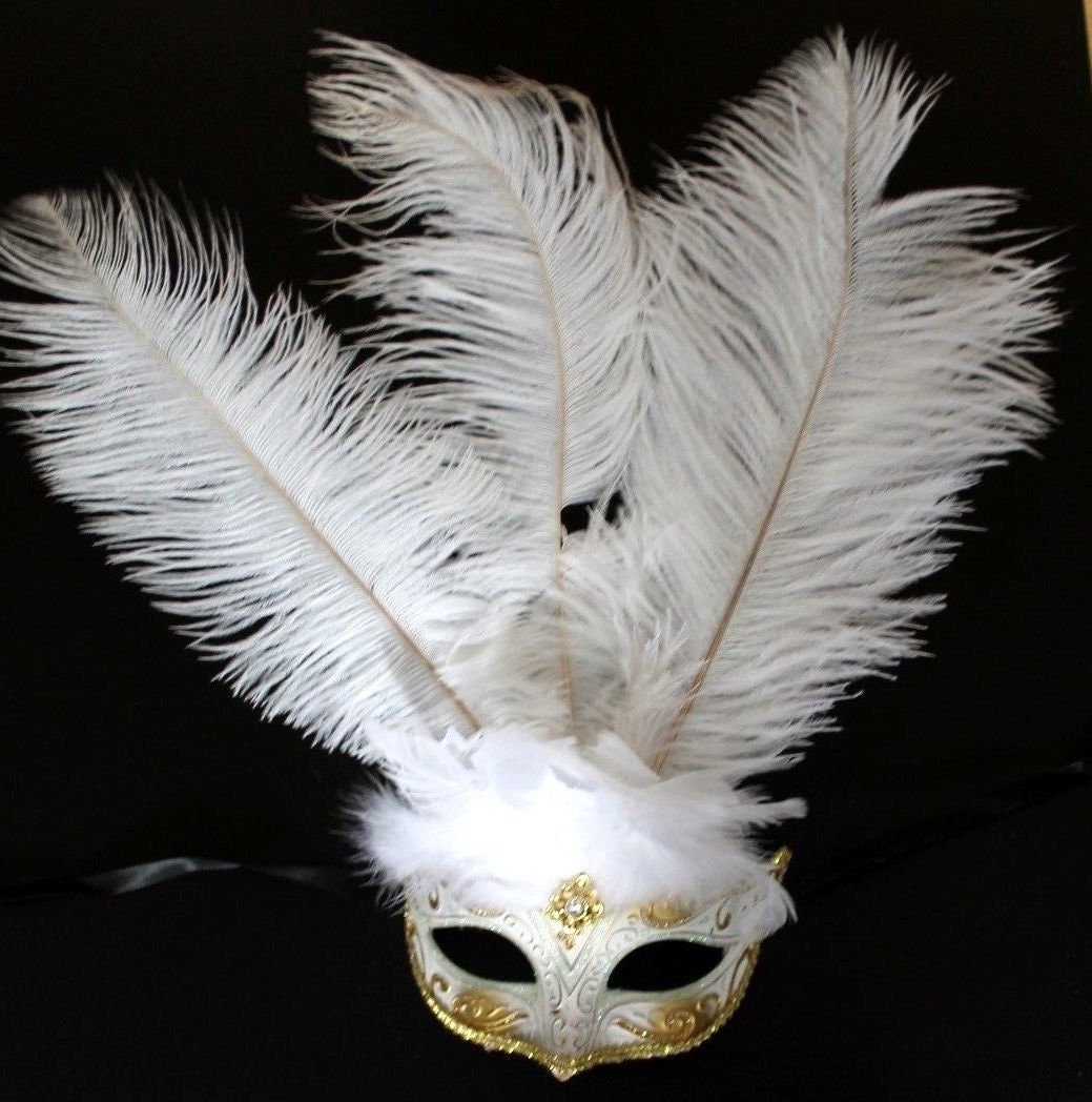 White Masquerade Mask Women / White Feather Masquerade Mask / White Brides Mask / White Wedding Mask / White Masked Ball Masks / Party Mask