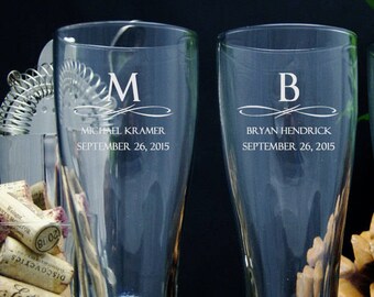 Personalized Beer Glasses / Groomsmen Gifts / Bridesmaids Gifts / Etched Beer Glass / Engraved Beer Mug / 16 DESIGNS / Select ANY Quantity