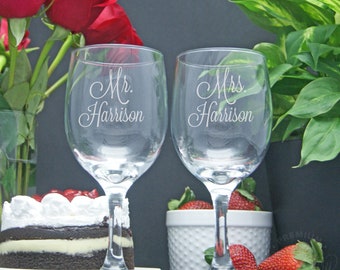 Mr. and Mrs. Wine Glasses, Engraved Stemmed Wine Glass,  Personalized Wine Gift, Anniversary, Wedding Gift, Gift for the Couple - Set of 2